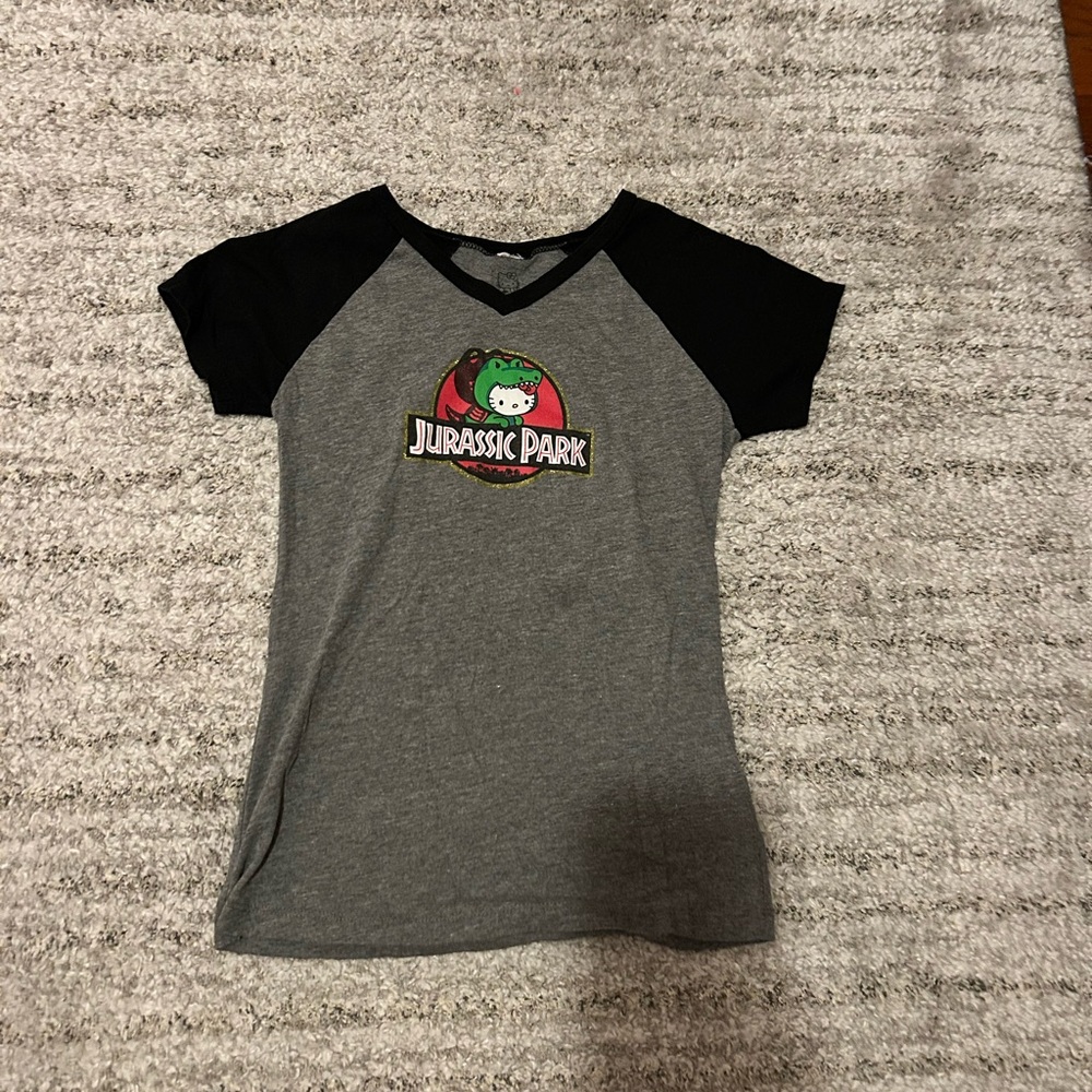 Universal Studios Jurassic Park Hello Kitty 🐱 tee